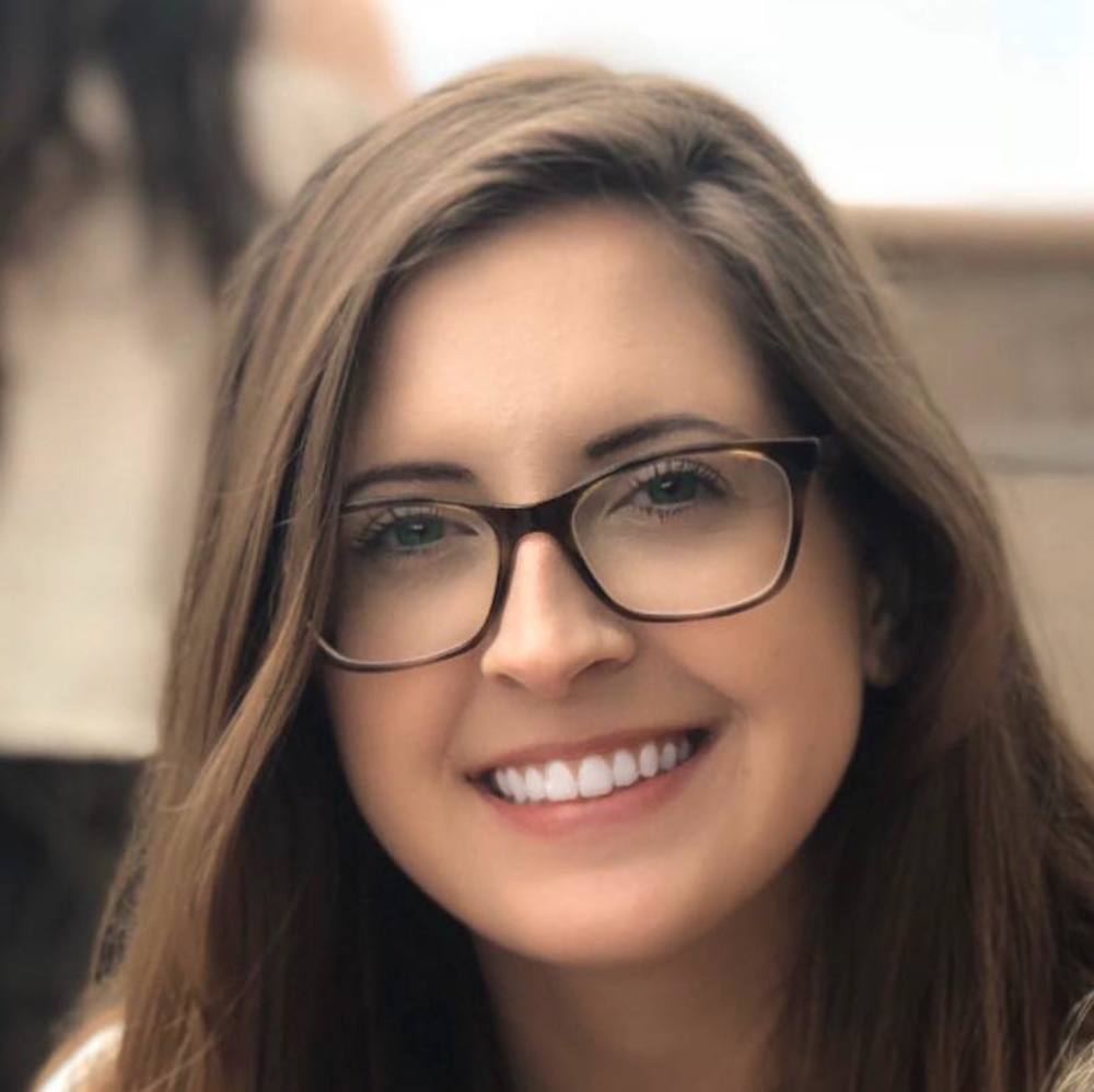 Meet your Posher, Amaia